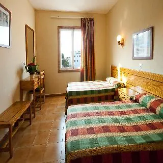 Hostal Montesol Cala Ratjada  Pensjonat